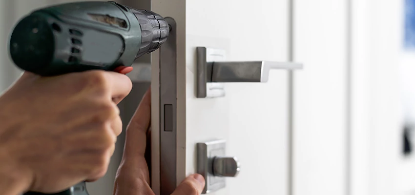 Locksmith For Lock Replacement Near Me in San Dimas, CA
